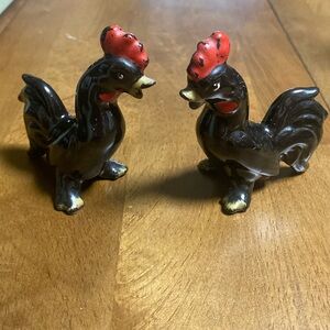 Vintage Black Rooster Salt & Pepper Shakers Ceramic